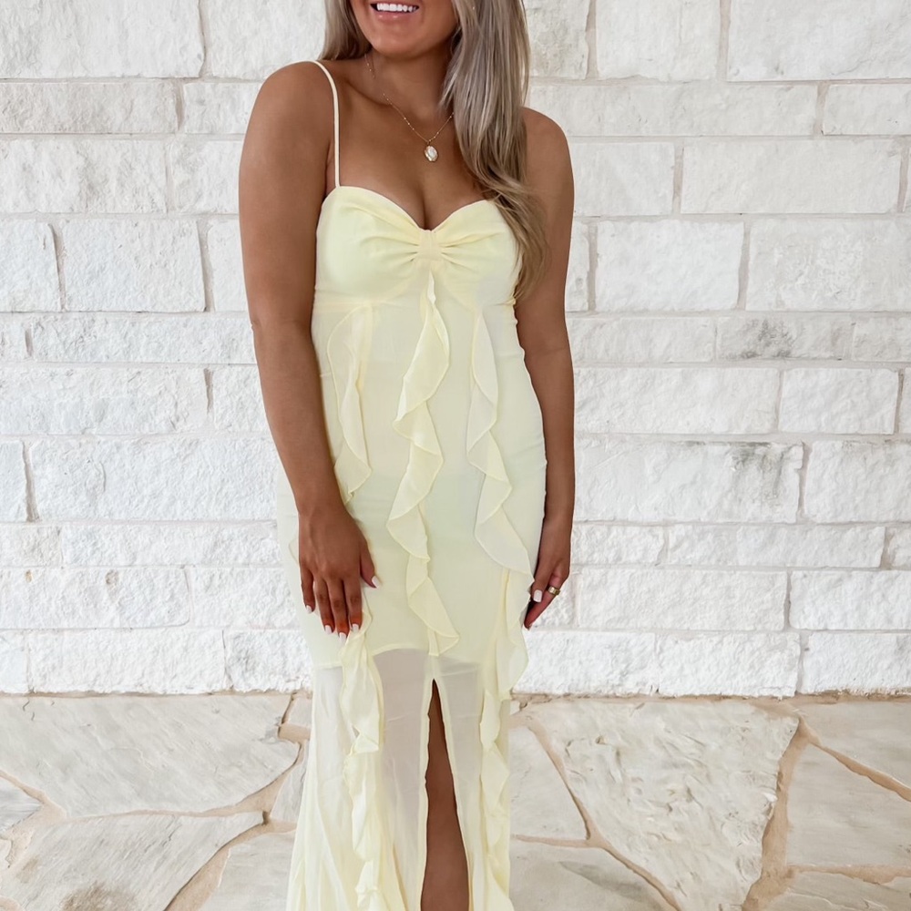 Elegant Yellow Ruffle Dress